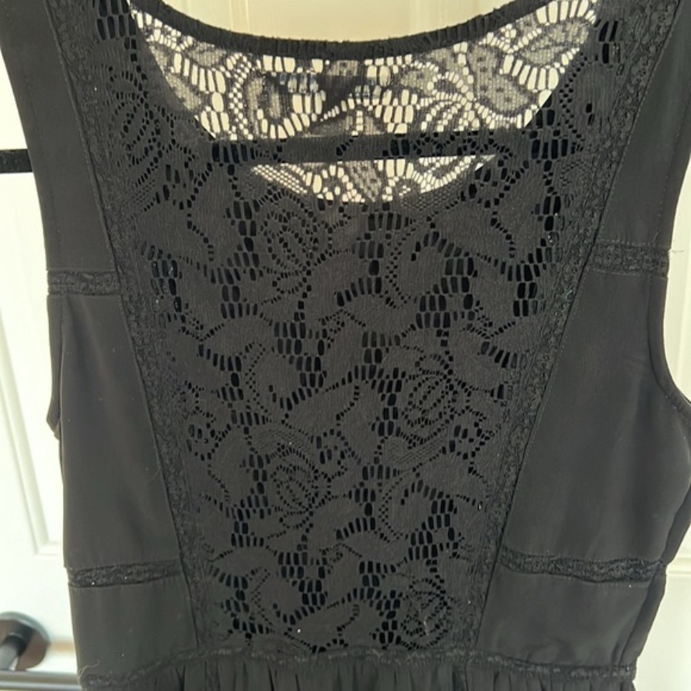 LBD American Eagle Lace Sleeveless Mini Dress Size 2 - Picture 5 of 7